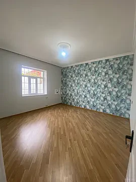 Satılır 3 otaqlı həyət evi 400 m²