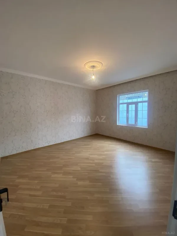 Satılır 3 otaqlı həyət evi 400 m²