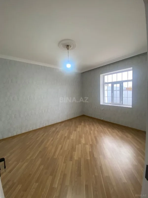 Satılır 3 otaqlı həyət evi 400 m²