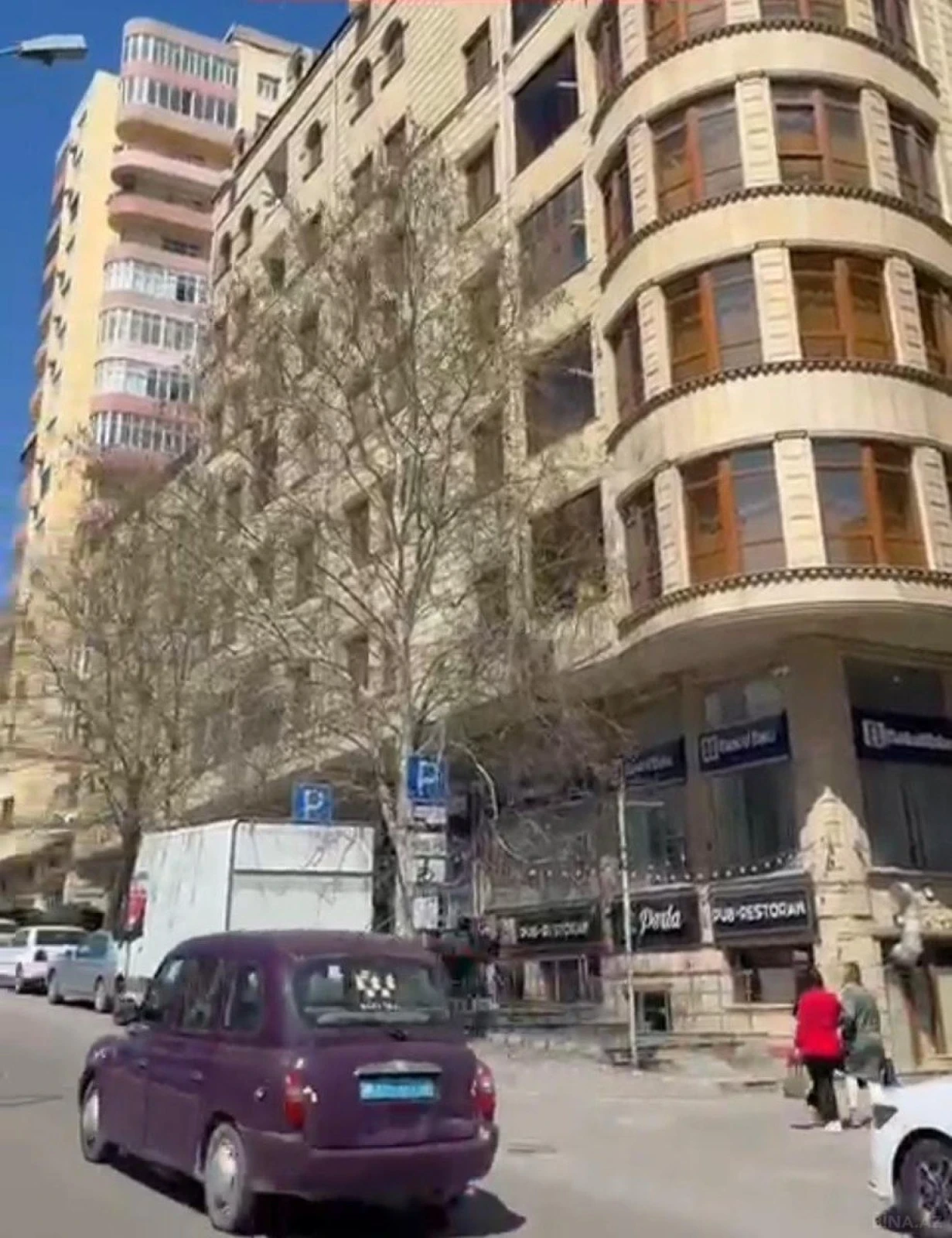 Satılır 4 otaqlı mənzil 200 m²