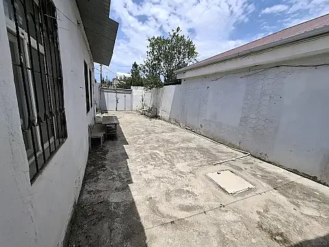Satılır 4 otaqlı həyət evi 200 m² — Bakı, Əmircan 4 otaq 200.00 m²