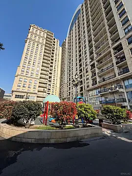 Satılır 3 otaqlı mənzil 110 m² — Bakı 3 otaq 110.00 m²