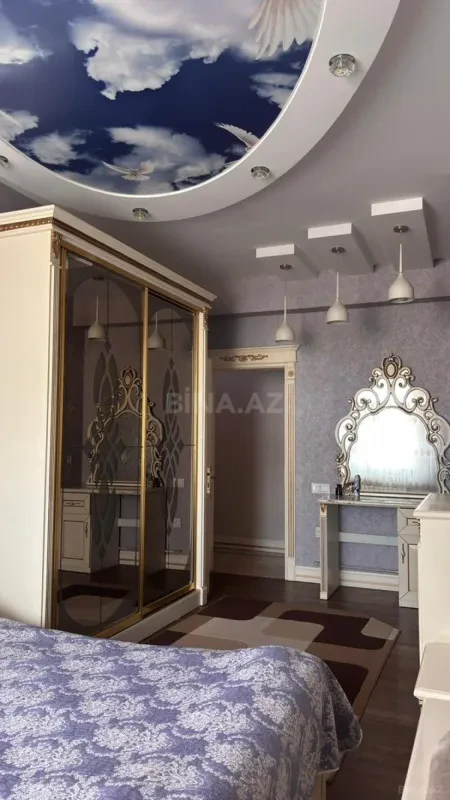 Satılır 4 otaqlı mənzil 92 m²