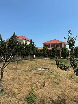 Satılır 5 otaqlı həyət evi 250 m²
