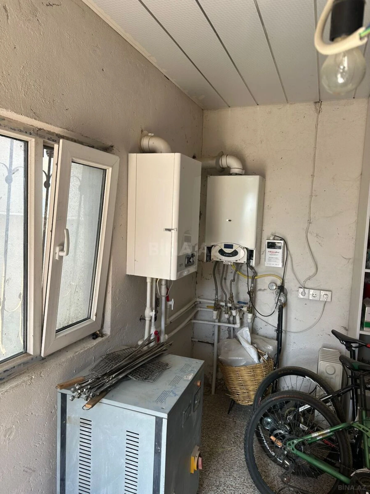 Satılır 5 otaqlı həyət evi 250 m²