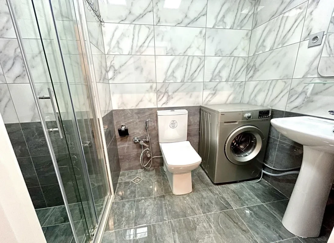 Kirayə verilir 2 otaqlı mənzil 50 m²