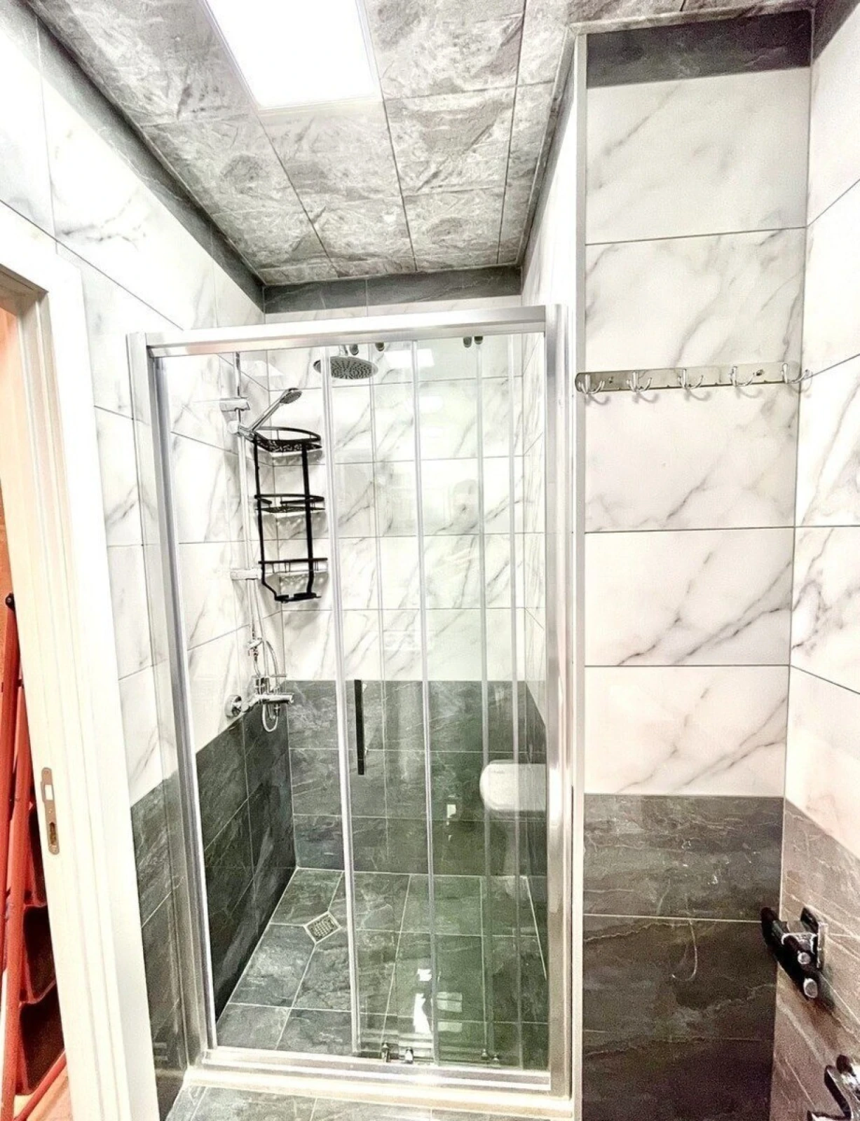 Kirayə verilir 2 otaqlı mənzil 50 m²