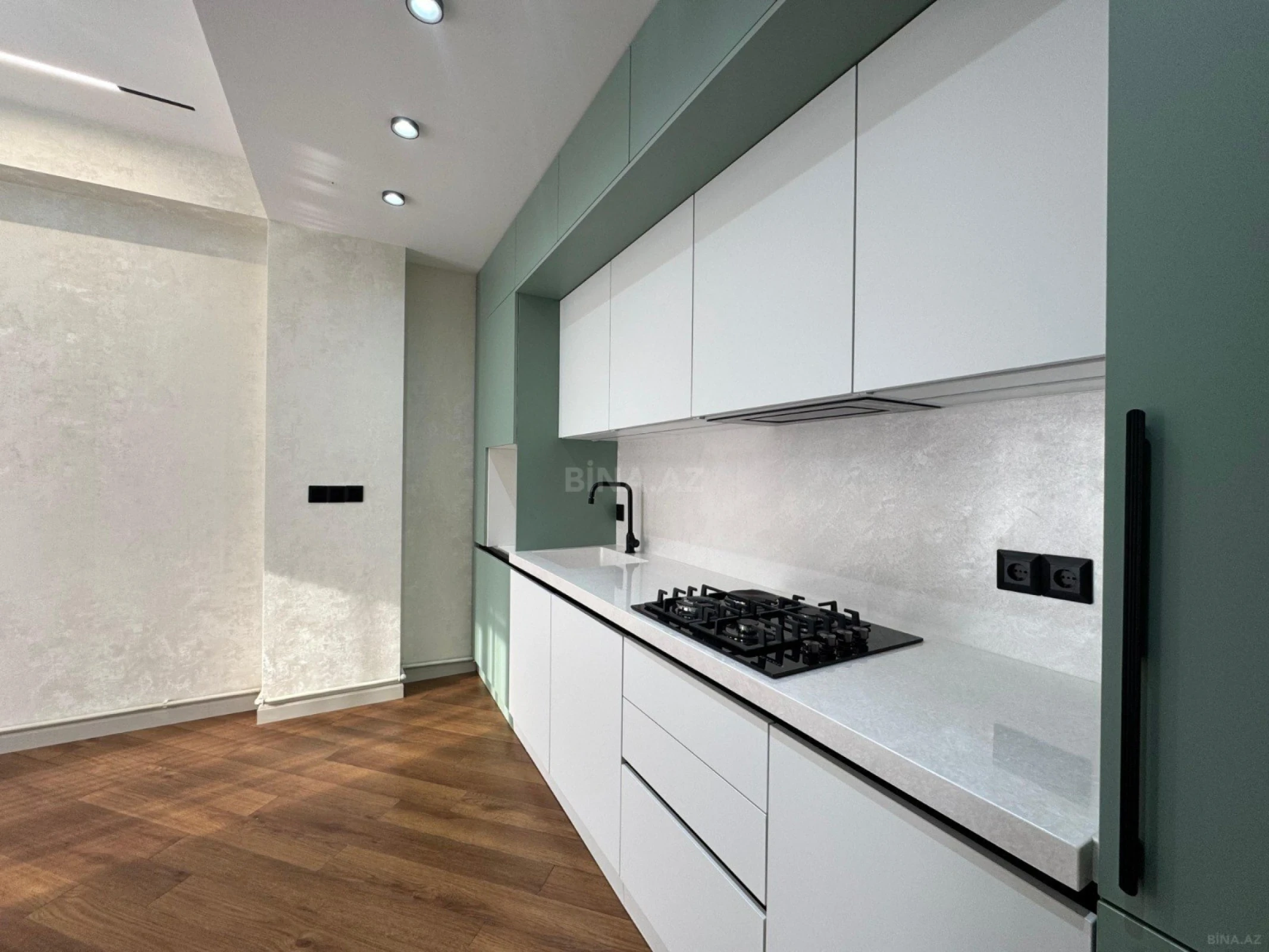 Satılır 3 otaqlı mənzil 63.5 m²