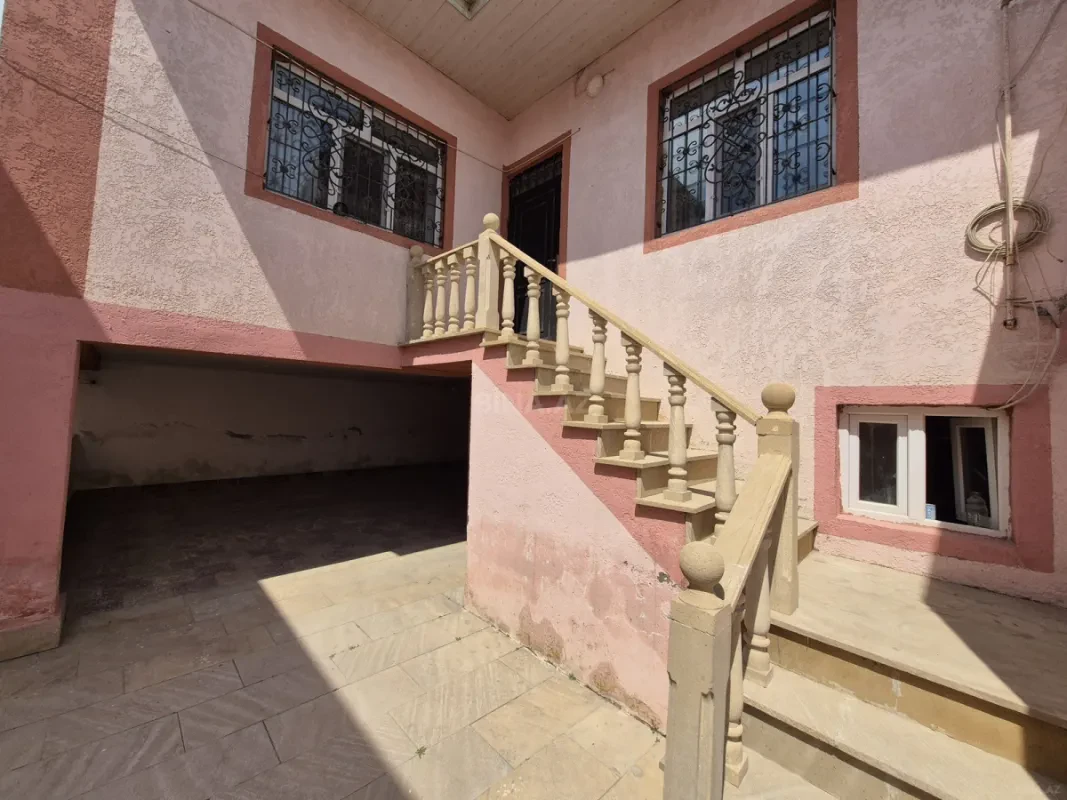 Satılır 3 otaqlı həyət evi 100 m²