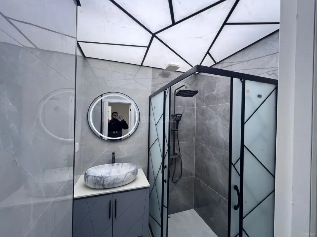 Satılır 4 otaqlı mənzil 110 m²