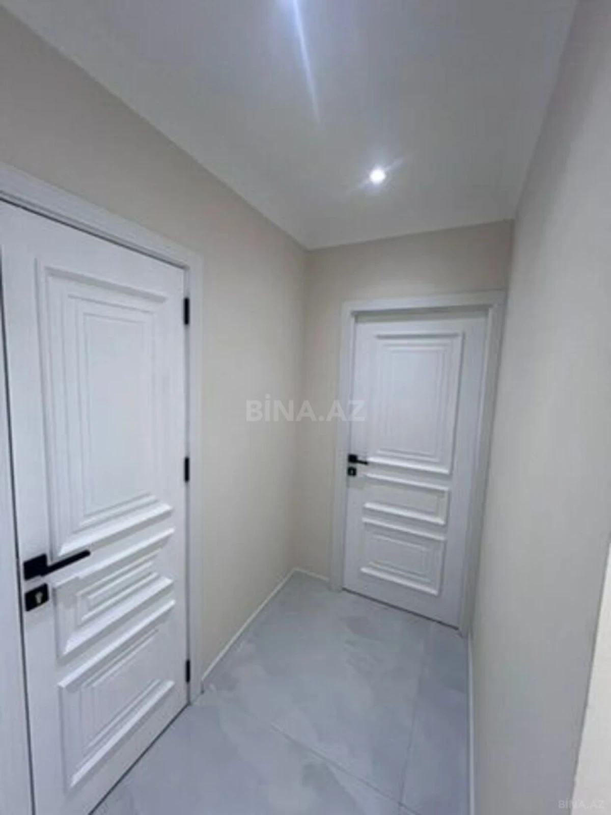 Satılır 4 otaqlı mənzil 110 m²