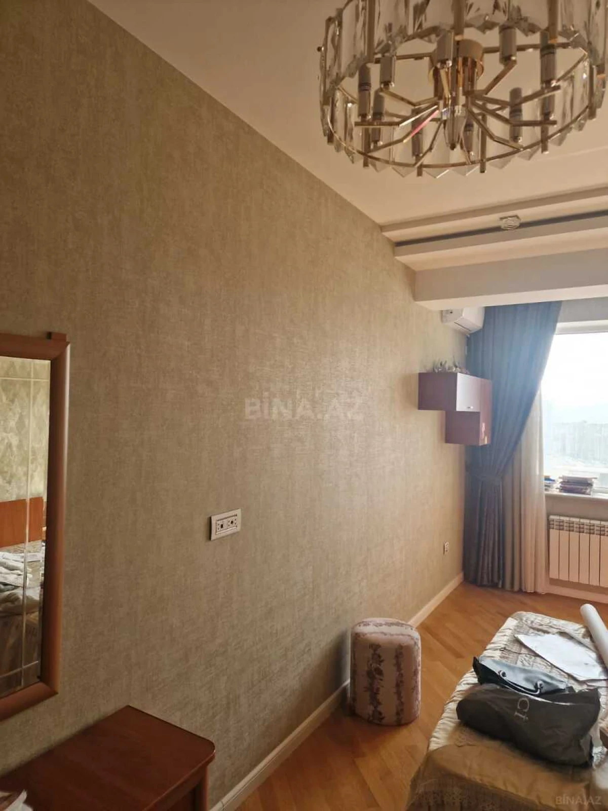 Kirayə verilir 3 otaqlı mənzil 135 m²