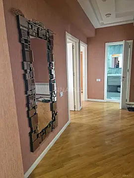 Kirayə verilir 3 otaqlı mənzil 135 m²