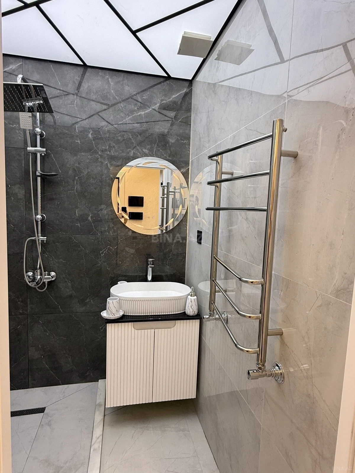 Satılır 3 otaqlı mənzil 65 m²