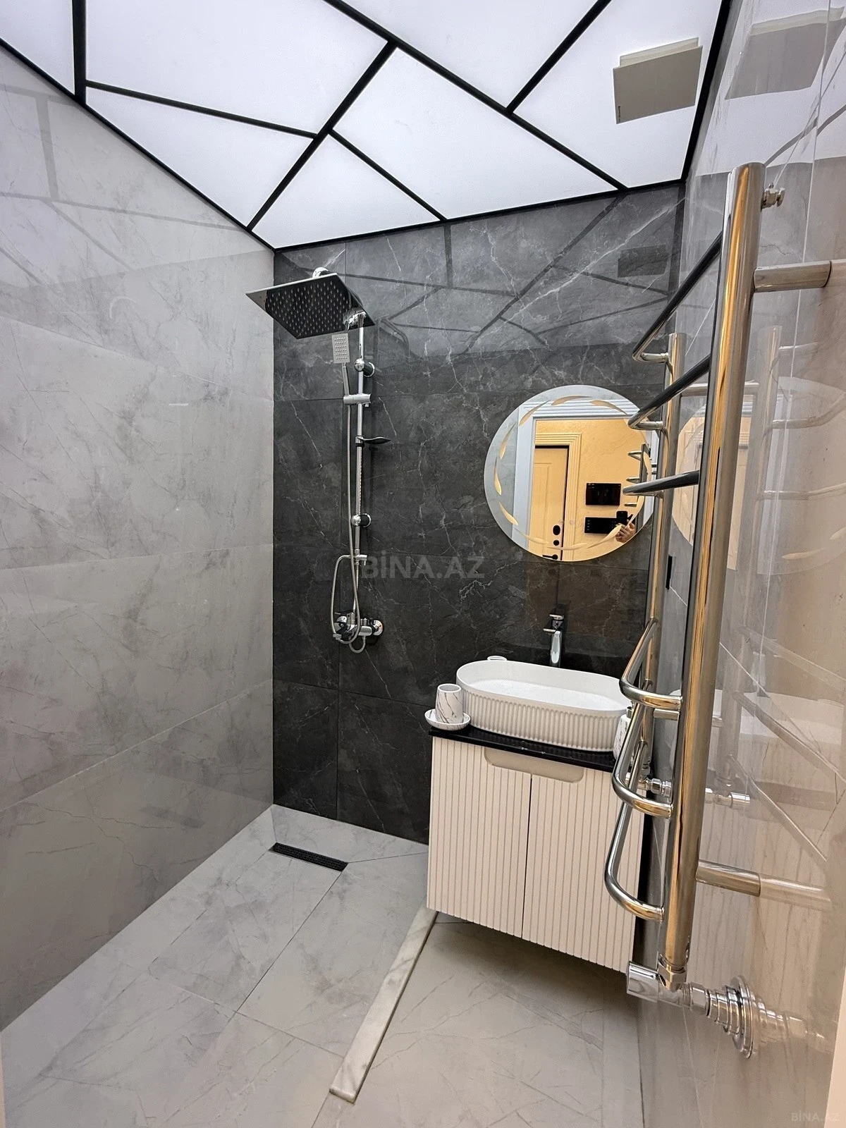 Satılır 3 otaqlı mənzil 65 m²