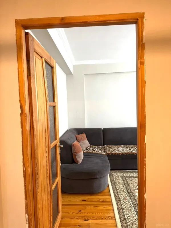 Satılır 2 otaqlı mənzil 67.2 m²