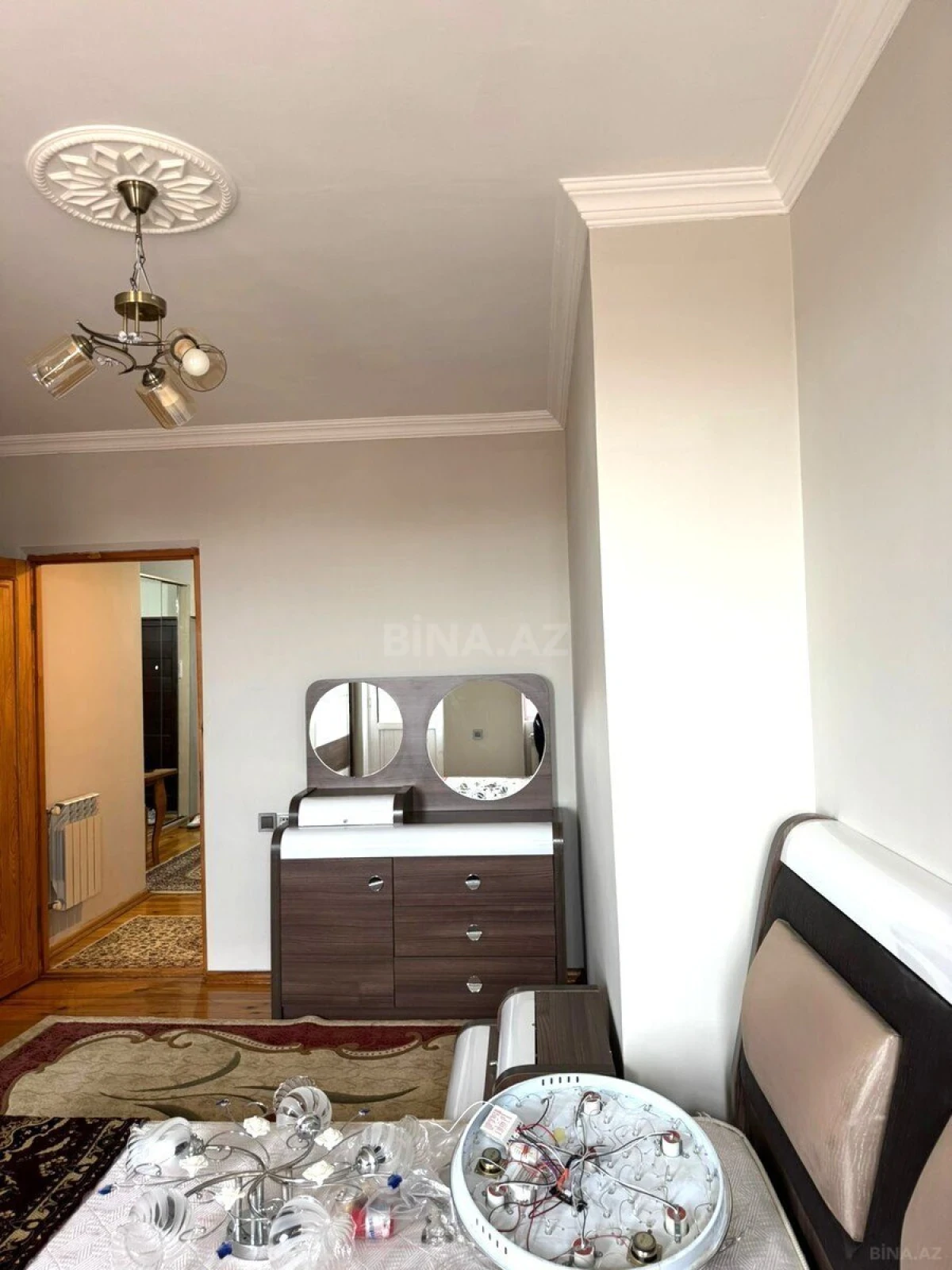 Satılır 2 otaqlı mənzil 67.2 m²