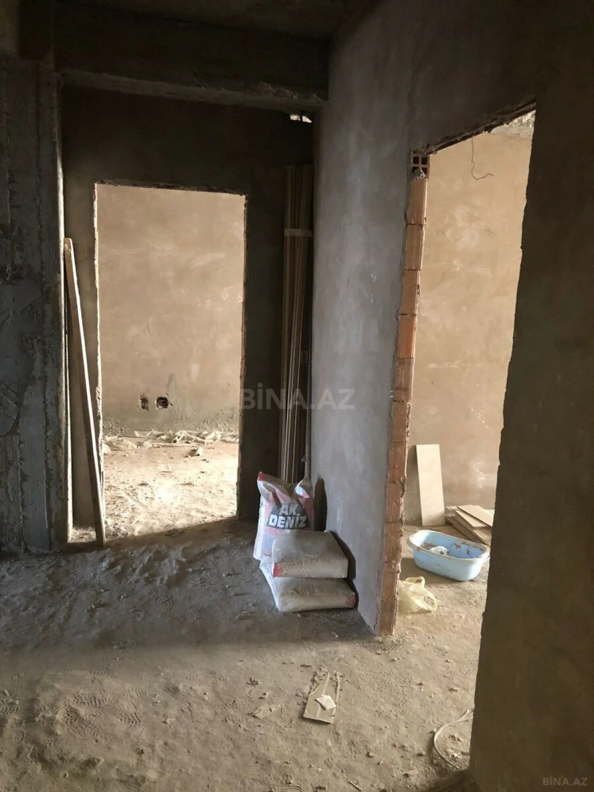 Satılır 2 otaqlı mənzil 80 m²