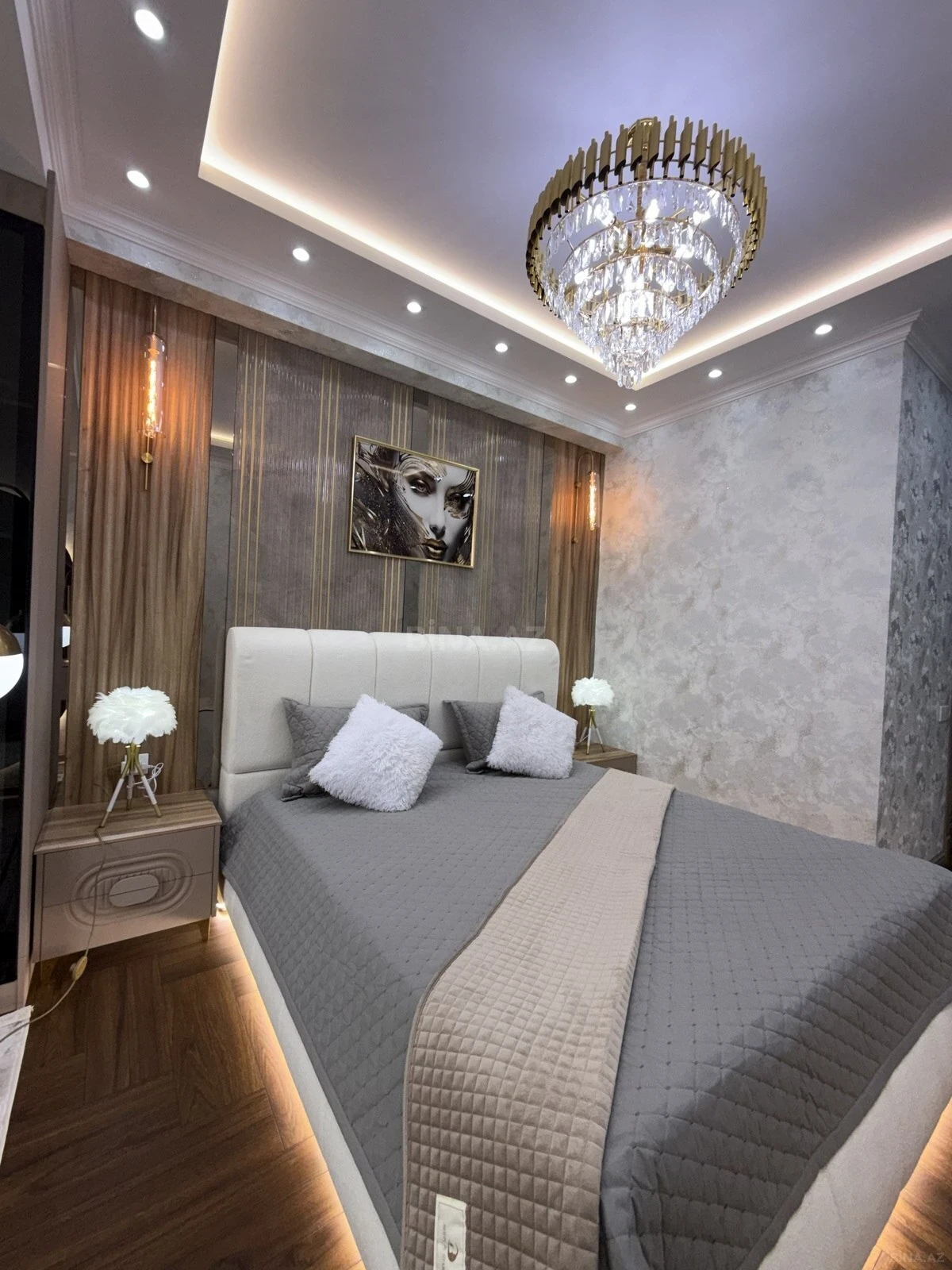 Satılır 3 otaqlı mənzil 127 m²