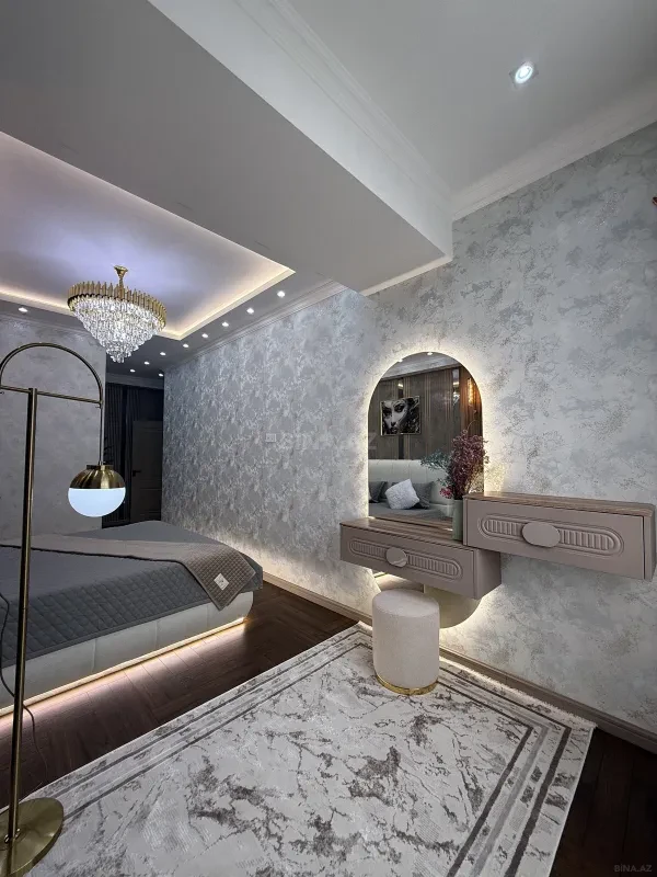 Satılır 3 otaqlı mənzil 127 m²