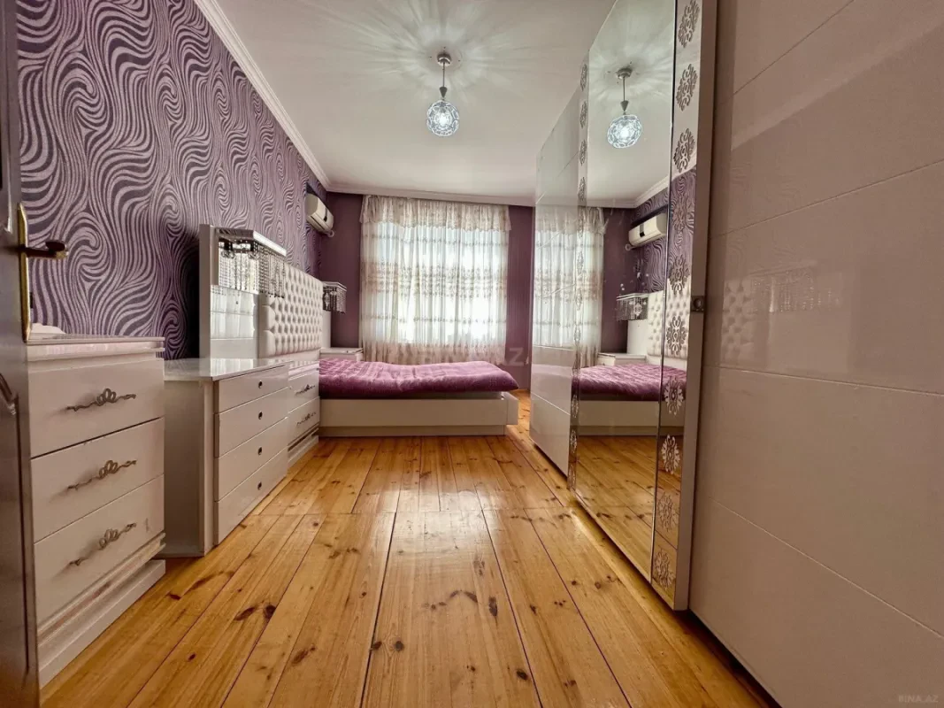 Kirayə verilir 2 otaqlı mənzil 80 m²