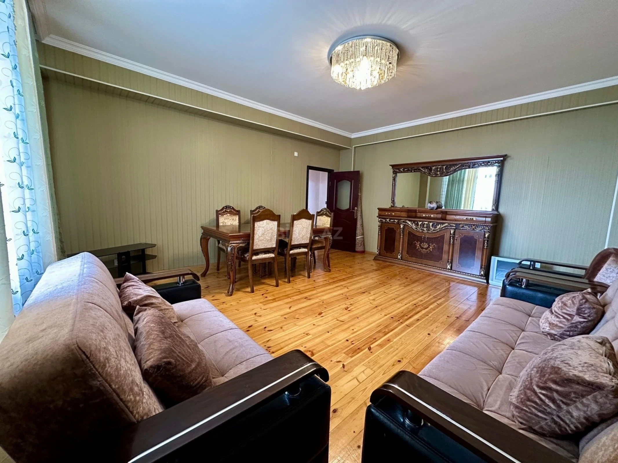 Kirayə verilir 2 otaqlı mənzil 80 m²