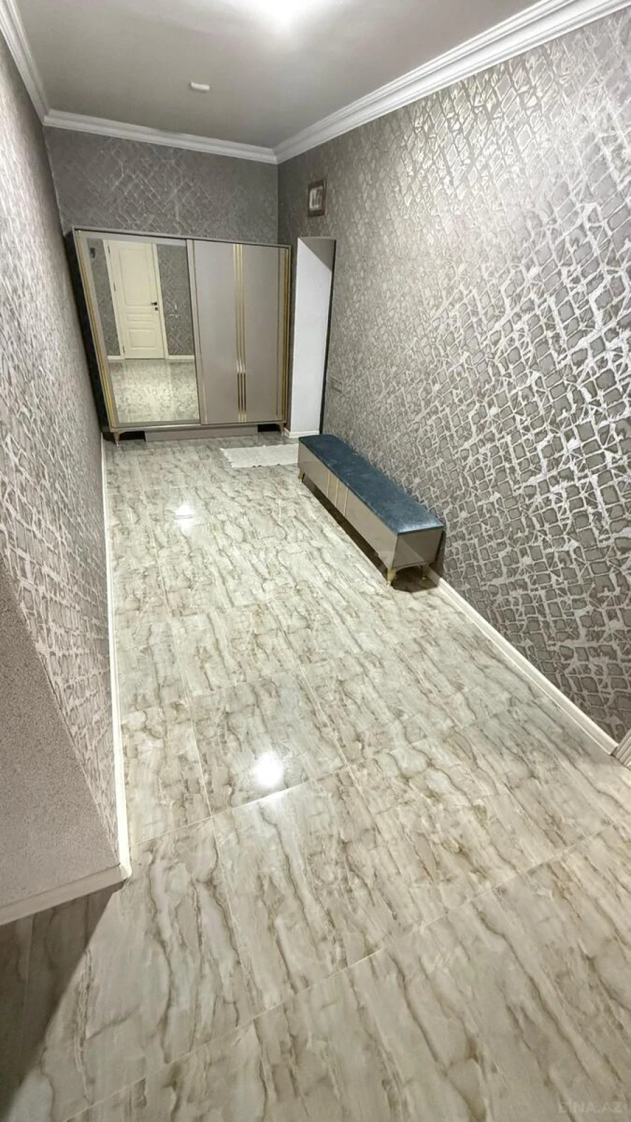 Satılır 5 otaqlı həyət evi 140 m²