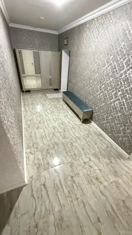 Satılır 5 otaqlı həyət evi 140 m²
