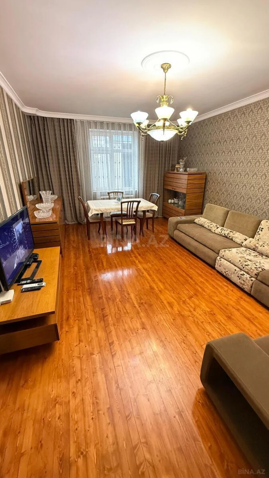 Satılır 5 otaqlı həyət evi 140 m²