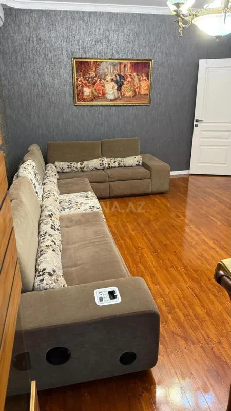 Satılır 5 otaqlı həyət evi 140 m²