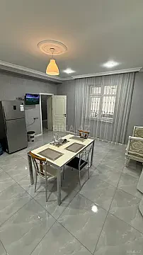 Satılır 5 otaqlı həyət evi 140 m²