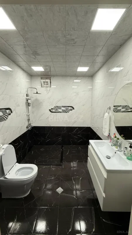 Satılır 5 otaqlı həyət evi 140 m²