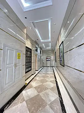Satılır 2 otaqlı mənzil 92 m²