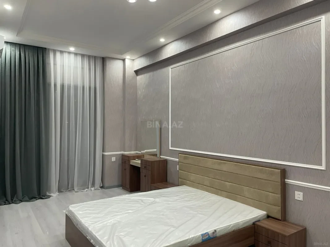 Kirayə verilir 4 otaqlı mənzil 155 m²