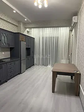 Kirayə verilir 4 otaqlı mənzil 155 m²