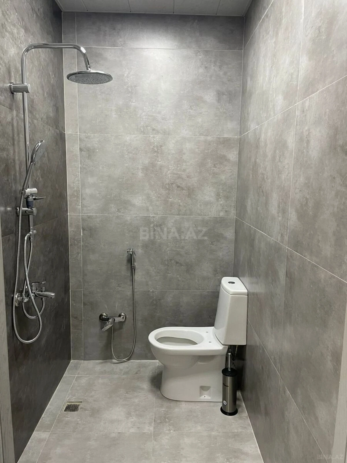 Kirayə verilir 4 otaqlı mənzil 155 m²