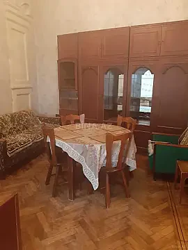 Satılır 2 otaqlı mənzil 75 m²