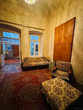 Satılır 2 otaqlı mənzil 75 m²