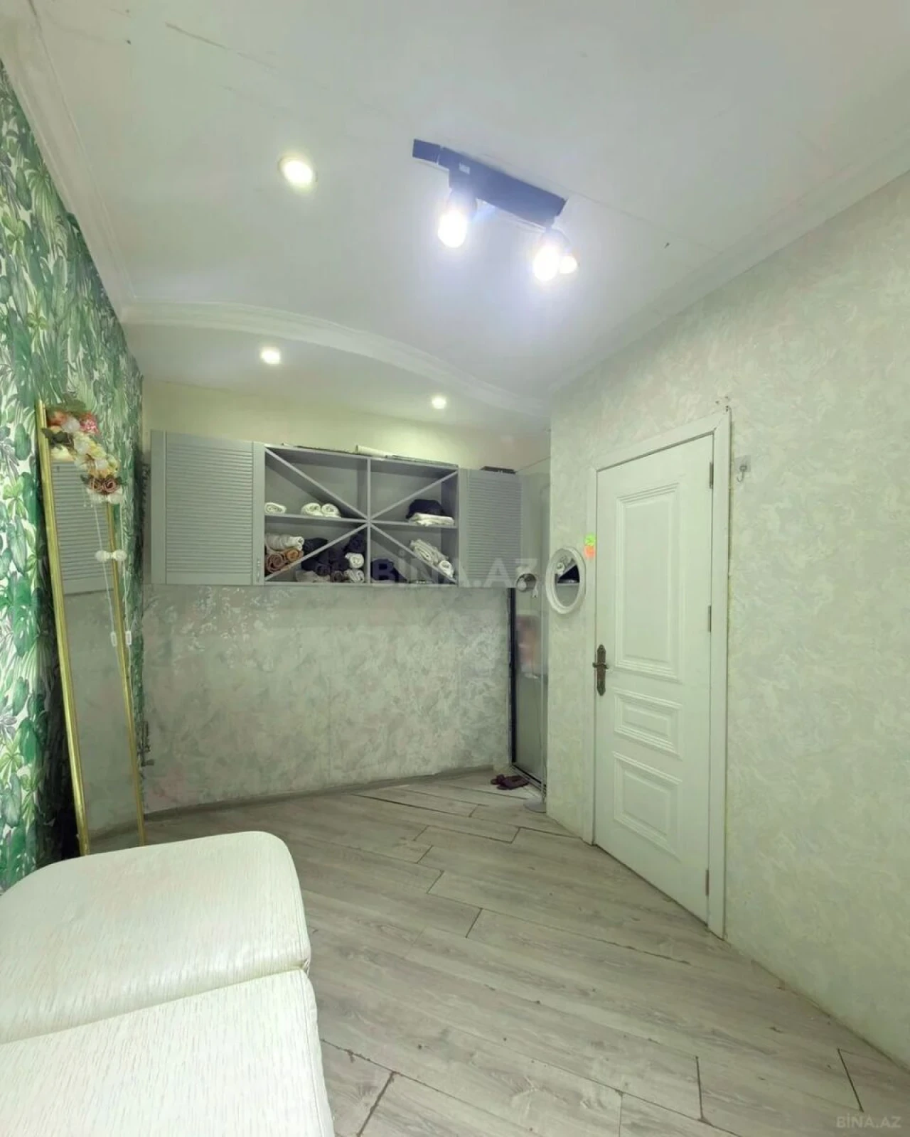 Satılır obyekt 46 m²