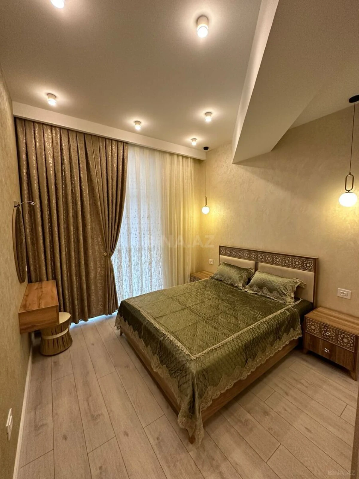 Kirayə verilir 3 otaqlı mənzil 101 m²