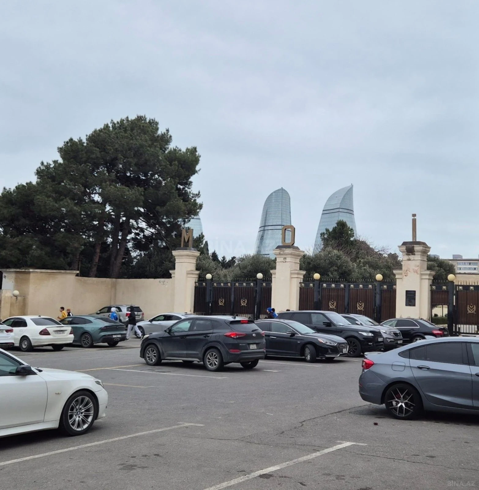 Satılır 3 otaqlı mənzil 82 m²
