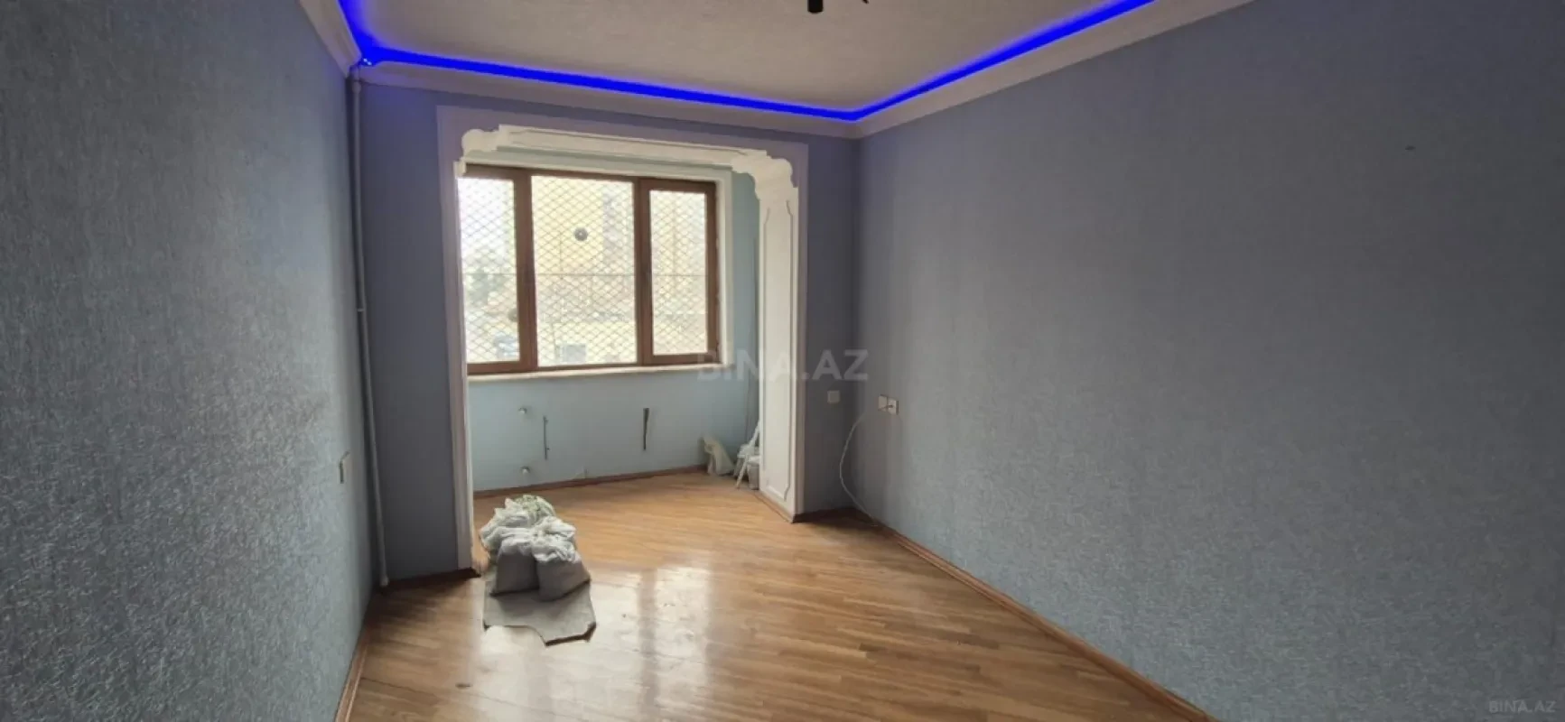 Satılır 3 otaqlı mənzil 82 m²
