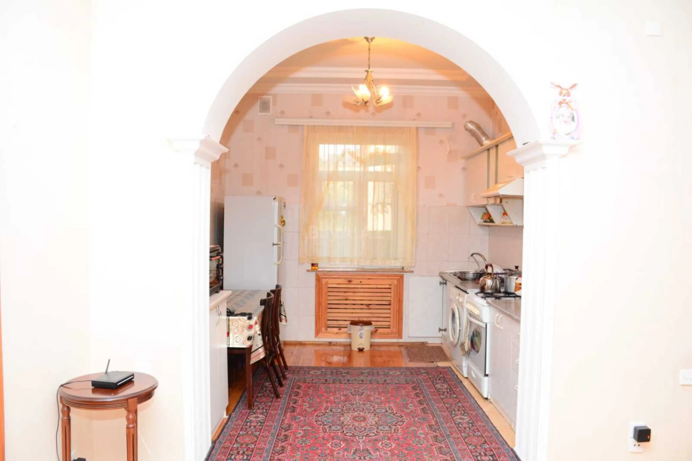 Satılır 6 otaqlı həyət evi 200 m²