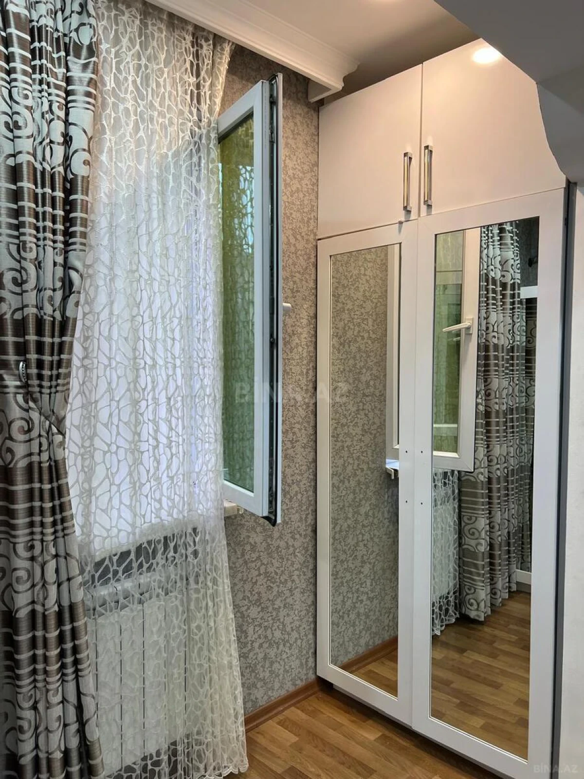 Satılır 2 otaqlı mənzil 50 m²