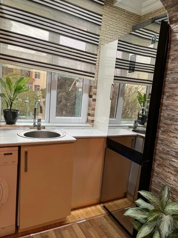 Satılır 2 otaqlı mənzil 50 m²