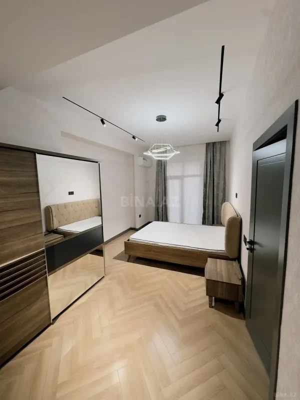 Kirayə verilir 3 otaqlı mənzil 95 m²