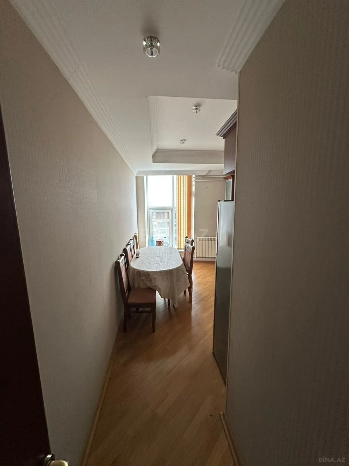 Kirayə verilir 2 otaqlı mənzil 90 m²
