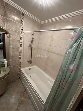 Kirayə verilir 2 otaqlı mənzil 90 m²