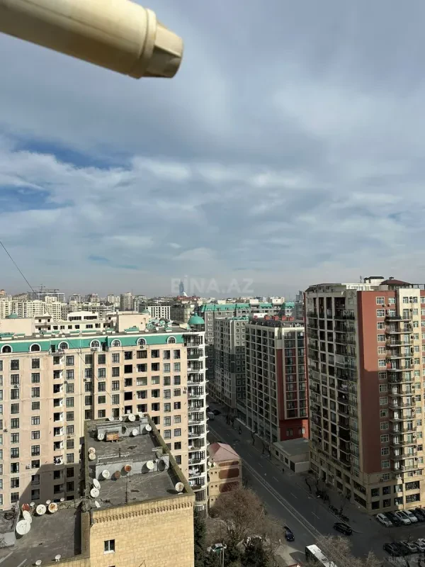 Kirayə verilir 2 otaqlı mənzil 90 m²