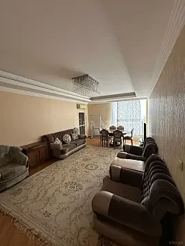 Kirayə verilir 2 otaqlı mənzil 90 m² — Bakı 2 otaq 90.00 m²